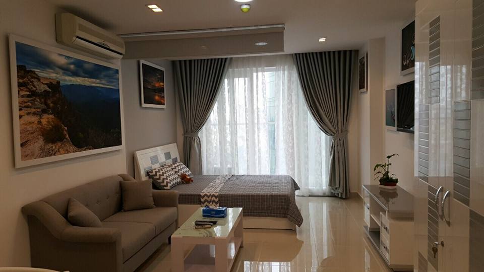 Cho thuê căn hộ 1PN ggần sân bay chung cư Sky Center Phổ Quang Giá chỉ 11tr/th.LH 0932192028-Ms.Mai