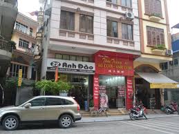 Cần cho thuê mặt bằng tiện kinh doanh ăn uống, nhà hàng, cà phê mặt tiền Nguyễn Hữu Thọ