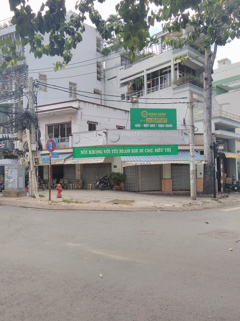 Cần Cho thuê nhà Góc 2MT Số 110 Phạm Văn Chí, Phường 4 Quận 6 