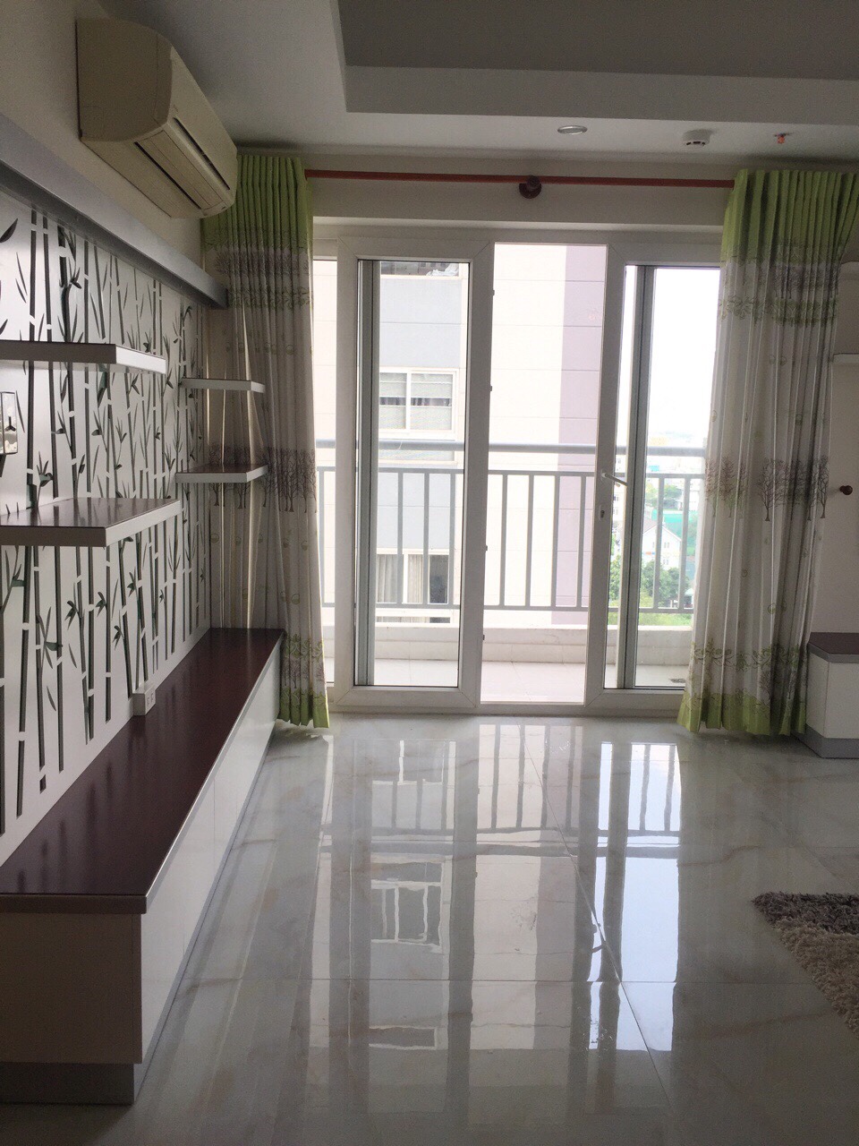 Cho thuê căn góc Homyland 2, MT Nguyễn Duy Trinh, Q.2. 3PN, view sông, nội thất cao cấp, 0938818048