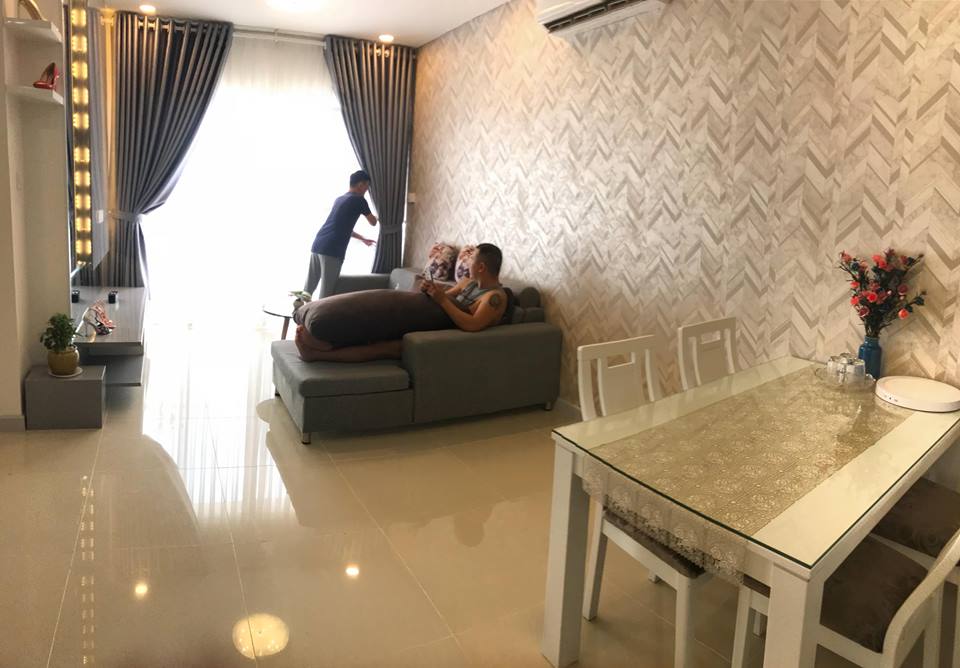 Cho thuê căn hộ tại Phú Hoàng Anh, 3PN3WC, nội thất cao cấp, giá 14  triệu/tháng. LH:0948393635