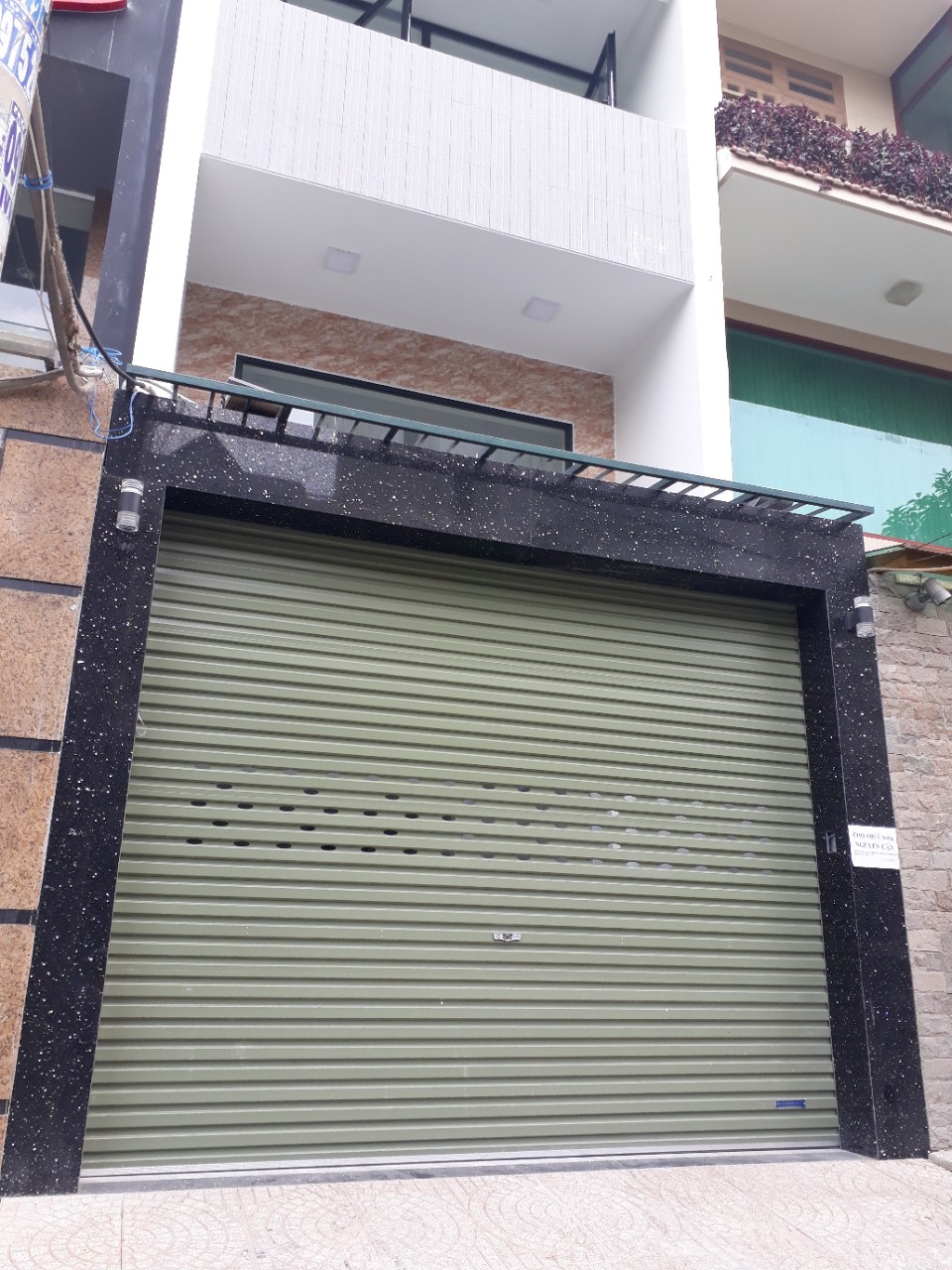 cho thuê nhà hẻm 3 gác 385/12a Nguyễn Đình Chiểu P.4 Q.3,