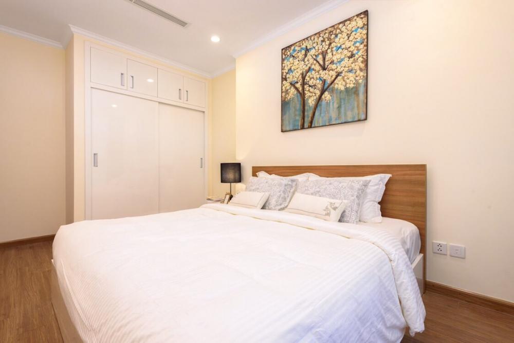 Cho thuê căn hộ cao cấp Vinhomes Golden River, 1 phòng ngủ, thiết kế Châu Âu. Giá 18 triệu/tháng
