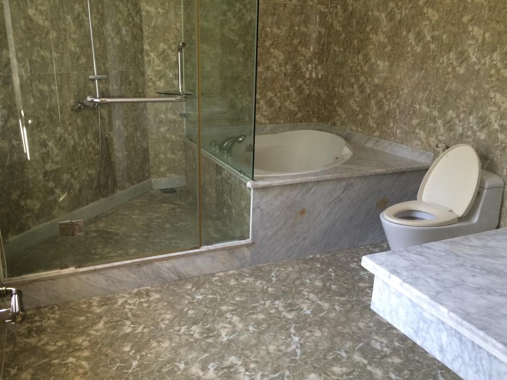 Cho thuê gấp villa số 26 đường 43 P.Thảo Điền Quận 2