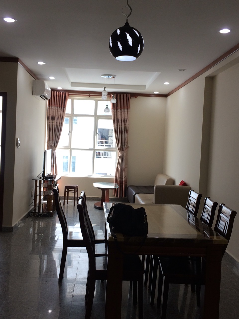 Cho thuê giá rẻ một căn duy nhất CC Hoàng Anh Thanh Bình - Quận 7