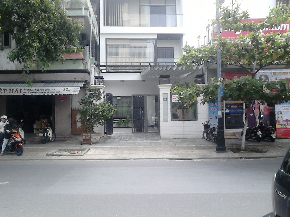 Cho thuê nhà nguyên căn khu Him Lam, Q2, sát công an phường Bình An. Giá 25 triệu/tháng