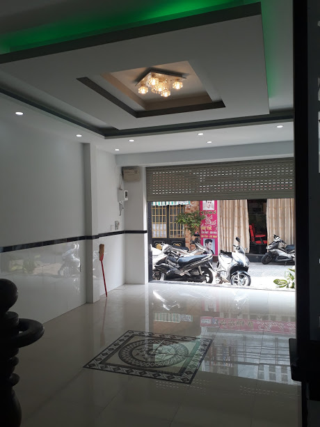Cho thuê nhà hẽm 502 P.Bình Thuận Quận 7 có 1 Lầu 3 phòng ngủ nhà mới