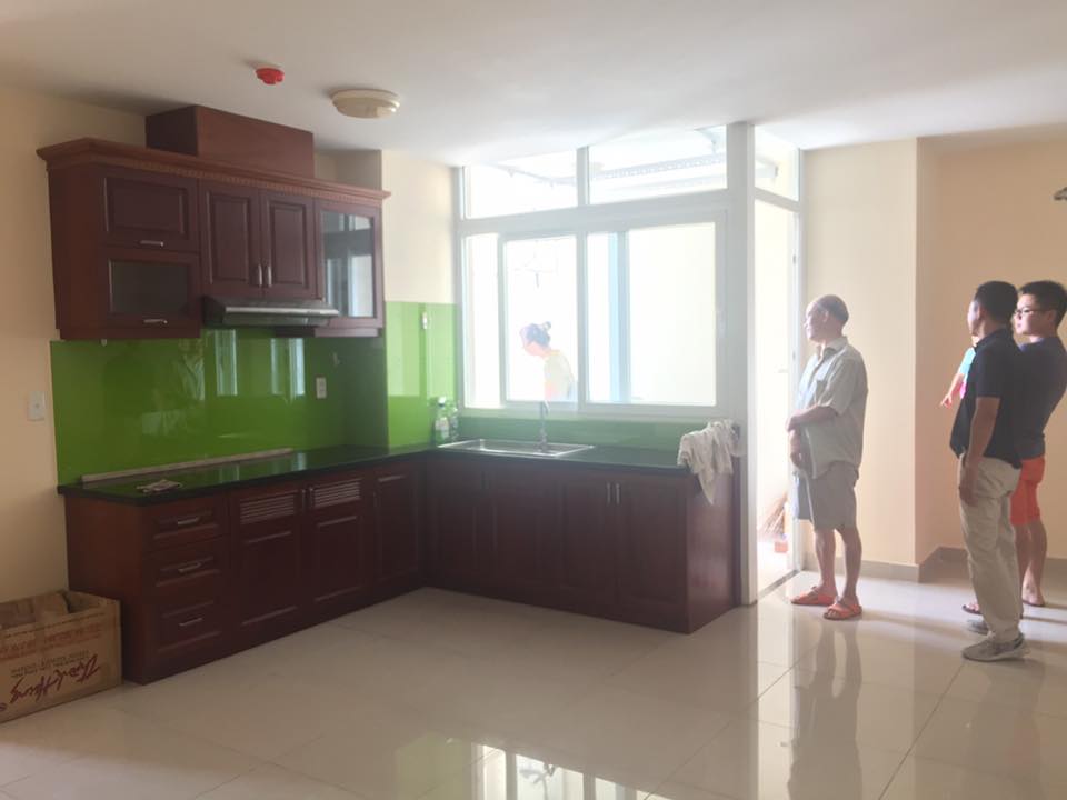 Cho thuê căn hộ 2PN-75m2 chung cư Harmona Trương Công Định giá chỉ 11tr/th. LH 0932 192 028 - Mai