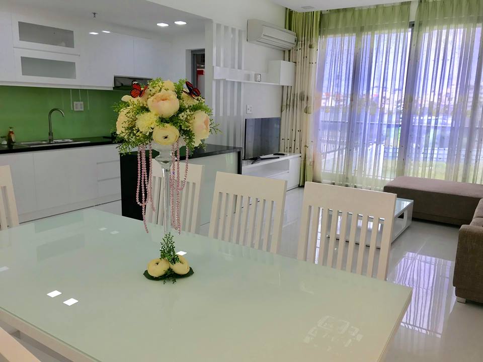 Cần cho thuê gấp căn hô Green Valley ,Phú Mỹ Hưng giá 1000$/tháng LH;0909052673 