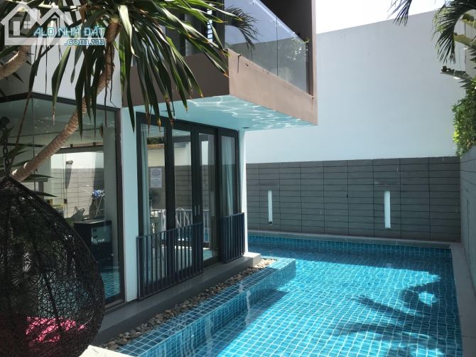 Cho thuê biệt thự Nam Quang Quận 7 có hồ bơi,giá 2500$ Lh 0902.716.889