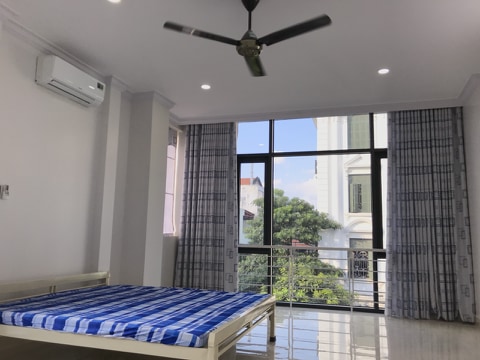 Cho thuê phòng trọn rộng view đẹp, mới 100% trên đường Tân Sơn Nhì, Tân Phú