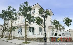 Cho thuê biệt thự Vinhomes, đơn lập 300m2, giá cho thuê 113.38 triệu/th, 01296821418