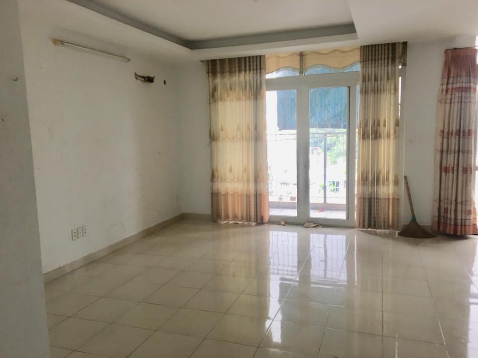 CĂN HỘ Hà Đô Nguyên Văn Công 95m2 3PN nội thất cơ bản GIÁ 12TR,0906.887.586-Quân