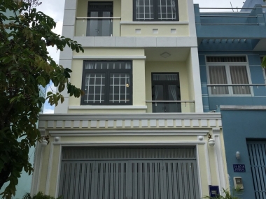 Nhà 1 trệt, 3 lầu 4x20m khu An Phú Hưng, giá 22 triệu/tháng