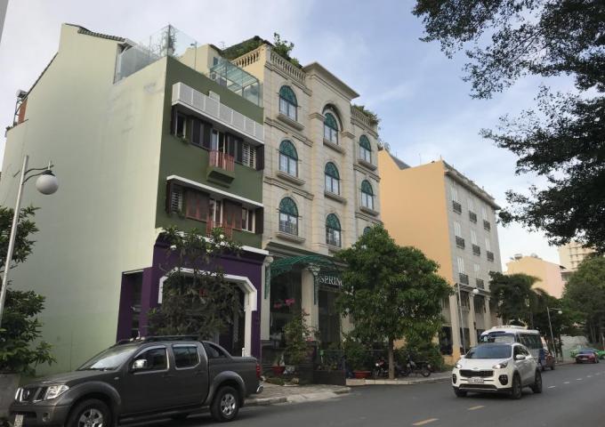 Cho thuê khách sạn 2 sao mặt tiền Phạm Thái Bường, Phú Mỹ Hưng Quận 7, 22PN 