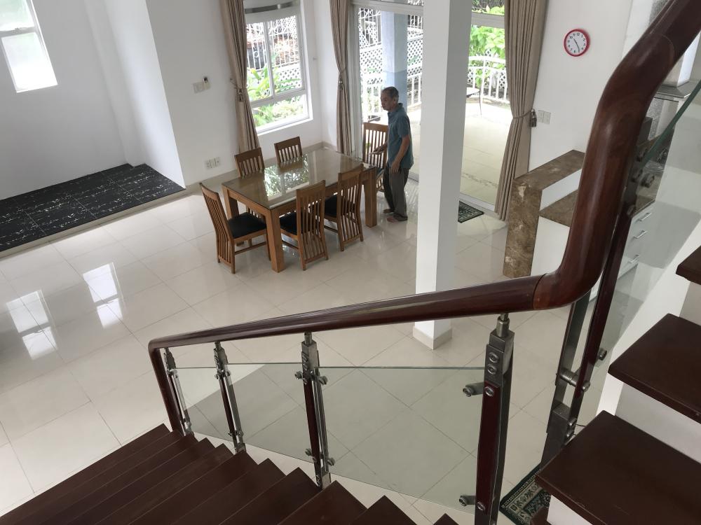 Cho thuê biệt thự khu Nam Long Trần Trọng Cung đầy đủ nội thất, 288m2, giá chỉ 45 triệu/tháng