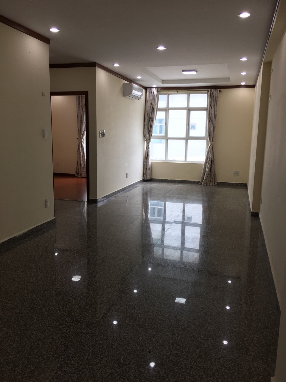 Cho thuê căn hộ Hoàng Anh Thanh Bình, DT 74,3m2, giá 10tr/tháng