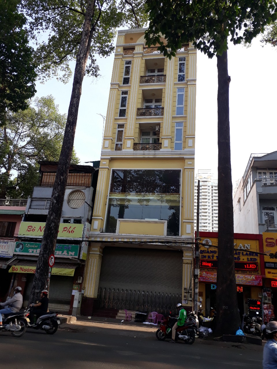 Cho thuê tòa nhà MT Lê Đức Thọ, vị trí gần bệnh viện Gò Vấp, gần siêu thị gần trường đại học