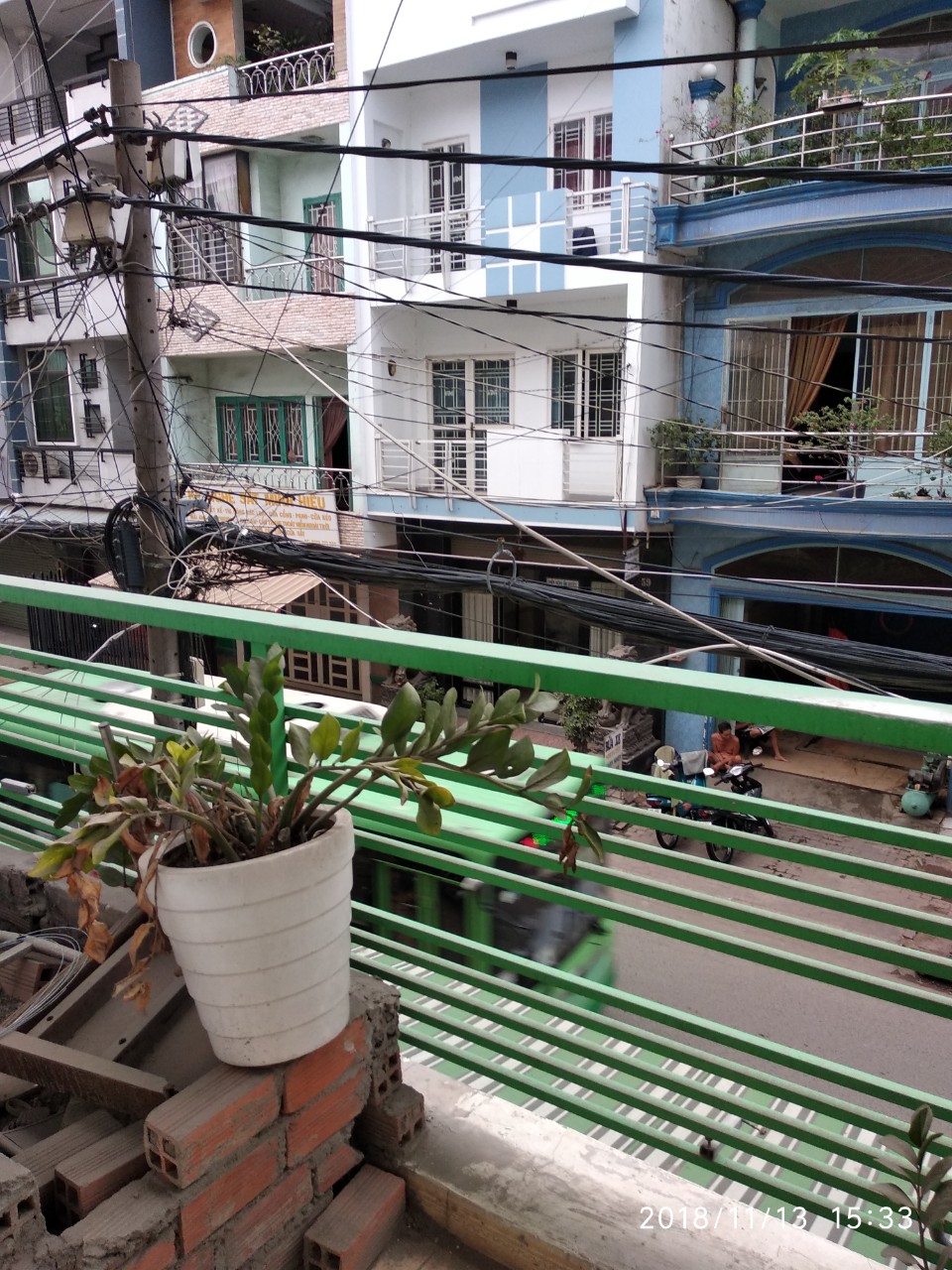 Cho thuê căn hộ 75m2 vừa ở và làm văn phòng gần mặt tiền Phạm Hùng, P5, Q8.