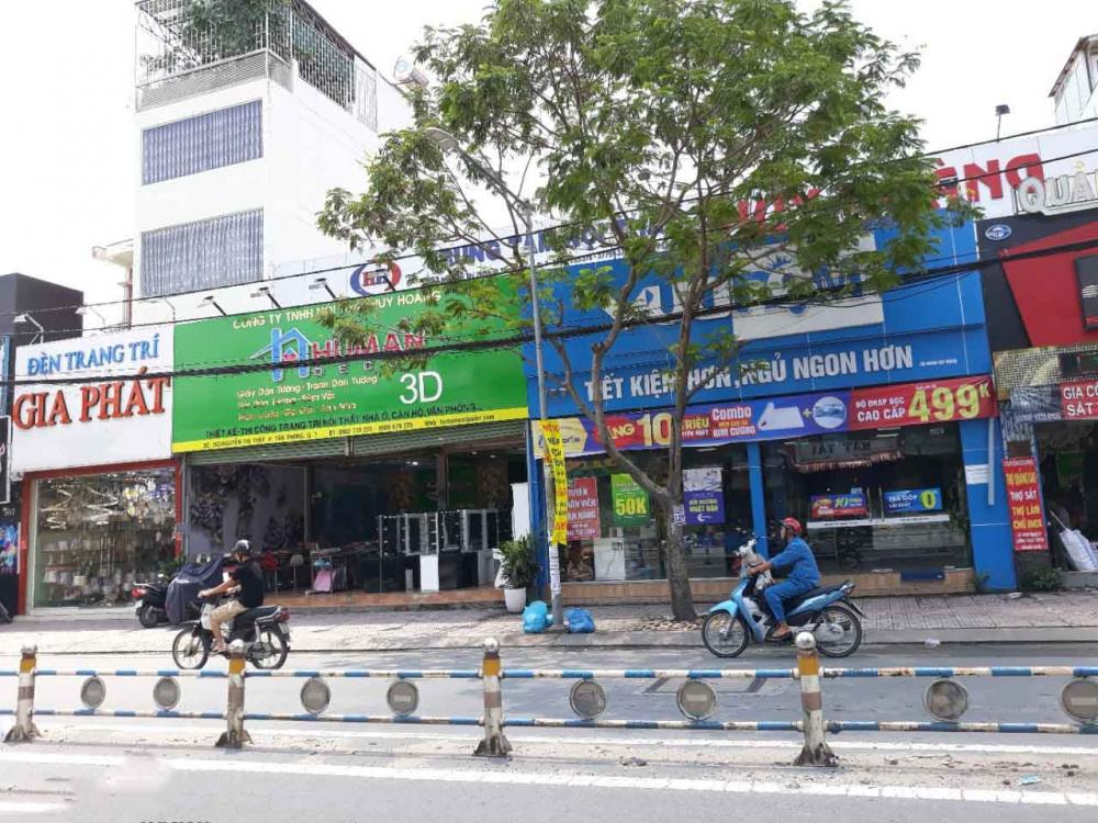Cho thuê nhà mặt tiền Nguyễn Thị Thập, Q.7, DT: 12x65m, NH 18m, nhà cấp 4. 