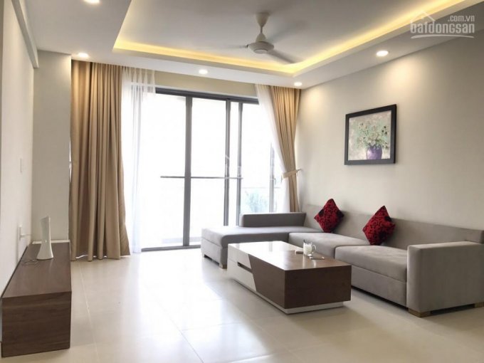 Cho thuê căn hộ Sunrise City, 99m2 căn góc có bancon view hồ bơi nội thất Châu Âu, call 0915 21 34 34 PHONG.