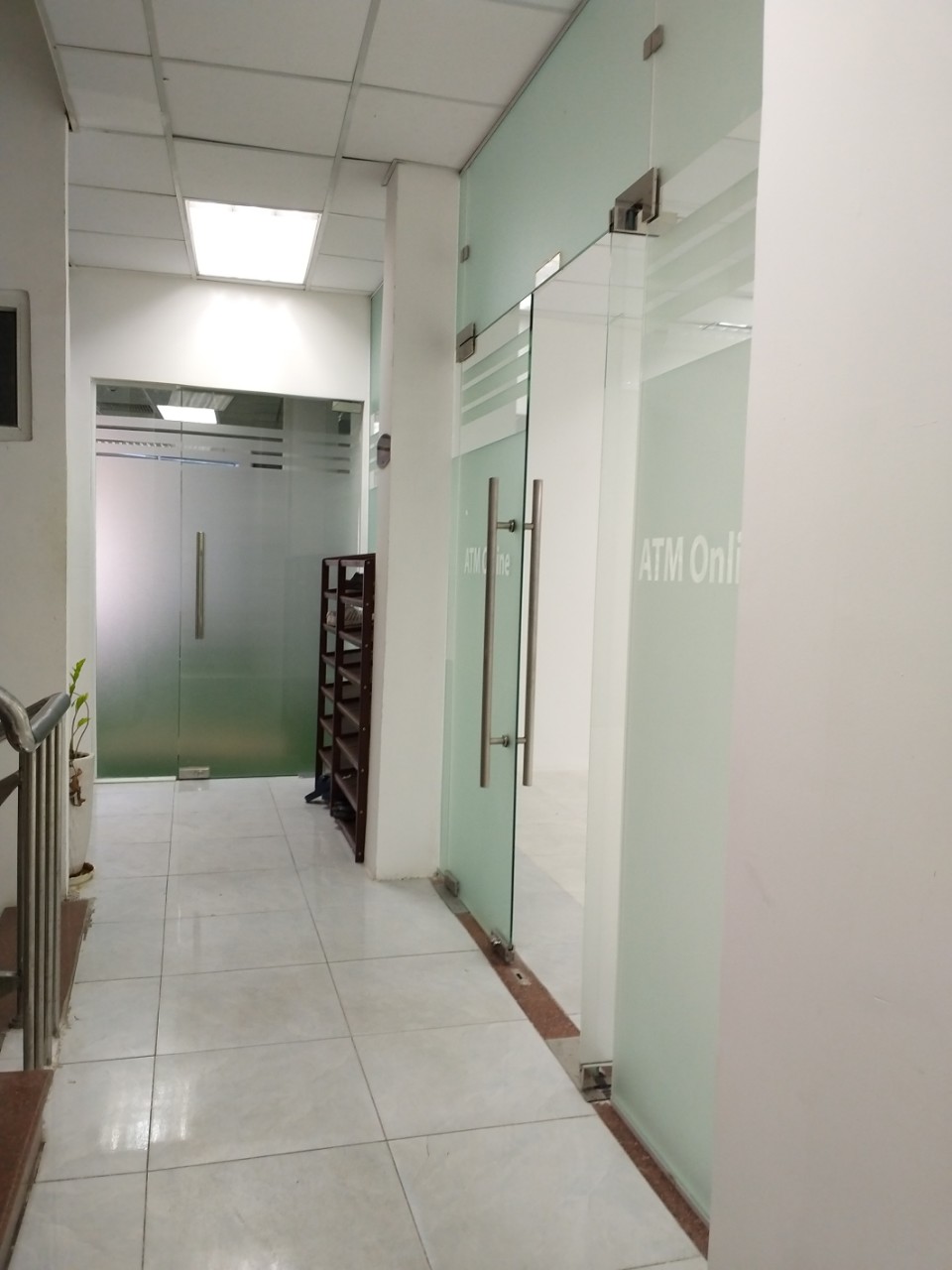 Cho thuê văn phòng 61m2, giá 17 triệu/th, trung tâm quận Phú Nhuận