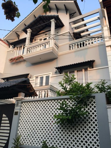 Cho thuê nhà mặt tiền đường Nguyễn Hoàng, An Phú, Quận 2, diện tích 80m2, giá 39 tr/tháng