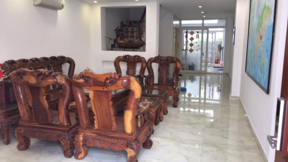 Cho thuê villa 20B24 Nguyễn Văn Hưởng, Thảo Điền, Quận 2, giá 58 triệu/tháng