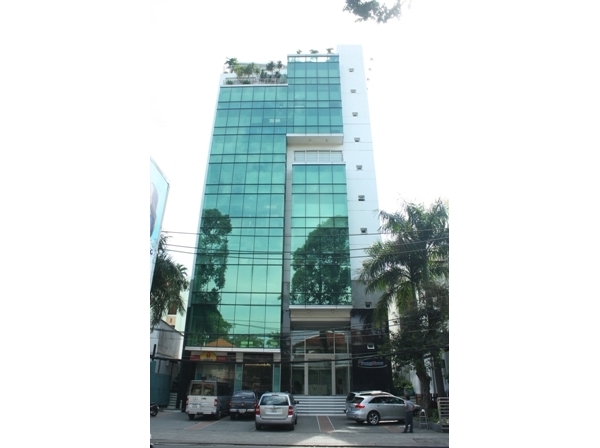 Cho thuê tòa nhà MT Nơ Trang Long, Q. Bình Thạnh, DT: 9x32m, hầm, 10 lầu, giá thương lượng