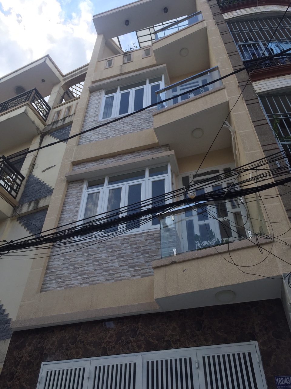 Cho thuê nhà hẻm ba gác 536/2A Lê Văn Sỹ, Q. Phú Nhuận