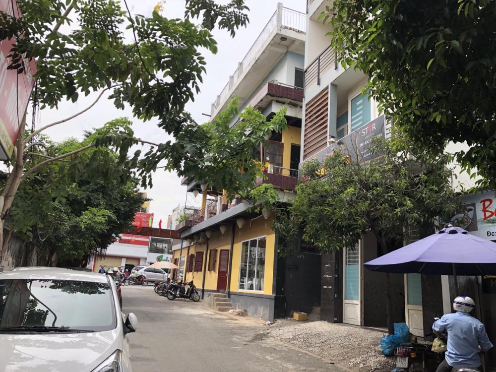 Cho thuê nhà 2.5 lầu, 5.3x17m, gần MT Phan Văn Trị, làm công ty hoặc KD tốt
