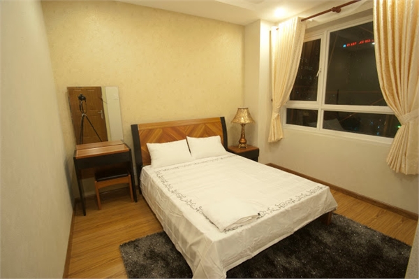Cho thuê căn hộ Phú Hoàng Anh, 130m2, full nội thất, view hồ bơi, 3PN giá 14tr/th, 0901319986