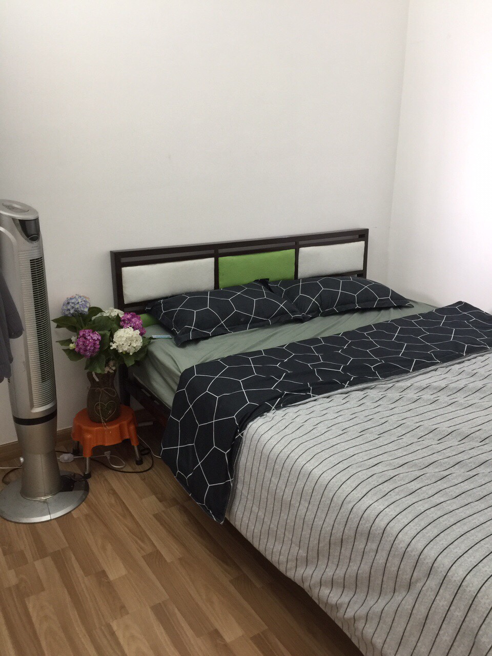 Cho thuê giá rẻ căn hộ 2 phòng ngủ, đầy đủ tiện nghi