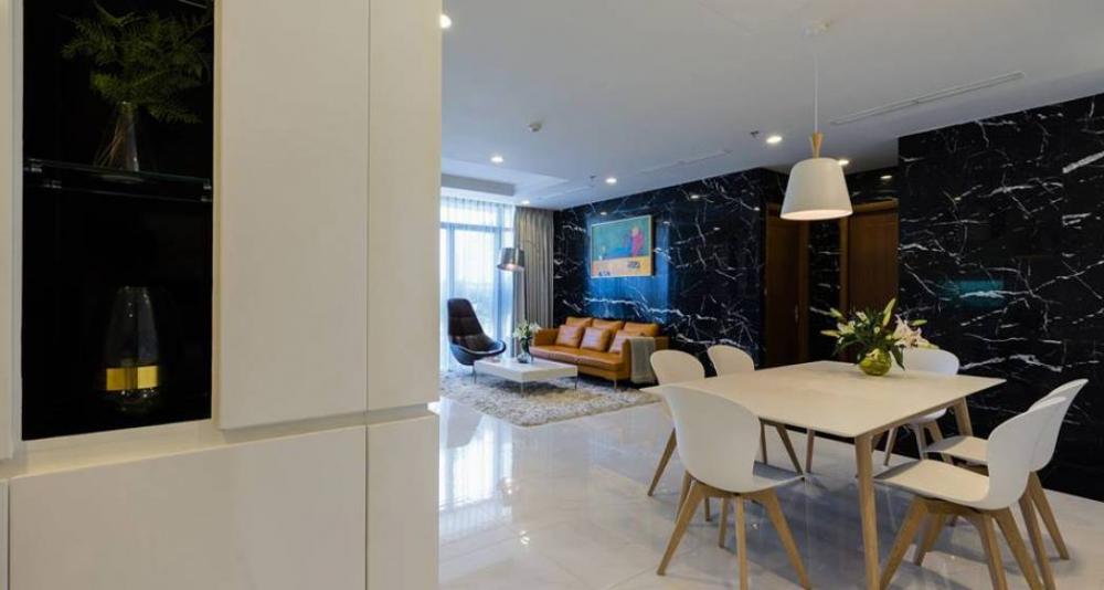 Cho thuê căn hộ Vinhomes Tân Cảng loại 2PN diện tích rộng, nội thất cao cấp, giá 22.05 triệu/tháng