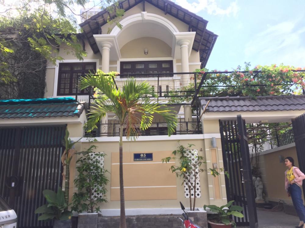  Cho thuê villa đường 62 Thảo Điền, nhà rộng rãi, thoáng mát  40.000.000 đ 