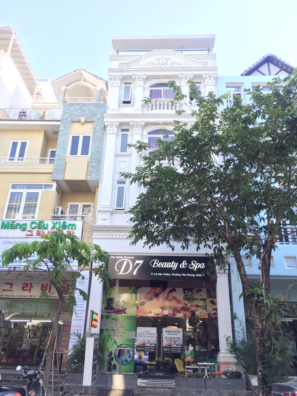 Shop Hưng Vượng, mặt tiền Lê Văn Thiêm, Phú Mỹ Hưng 135m2 cần cho thuê