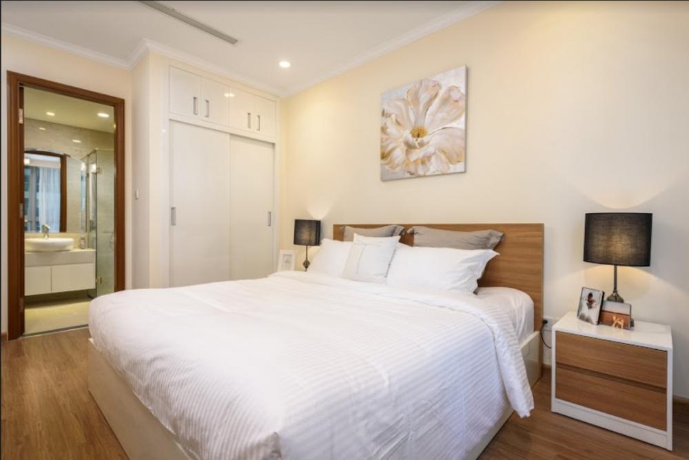 Cho thuê khách sạn theo ngày tại căn hộ chung cư cao cấp Vinhomes Central Park 1.3tr/ ngày.