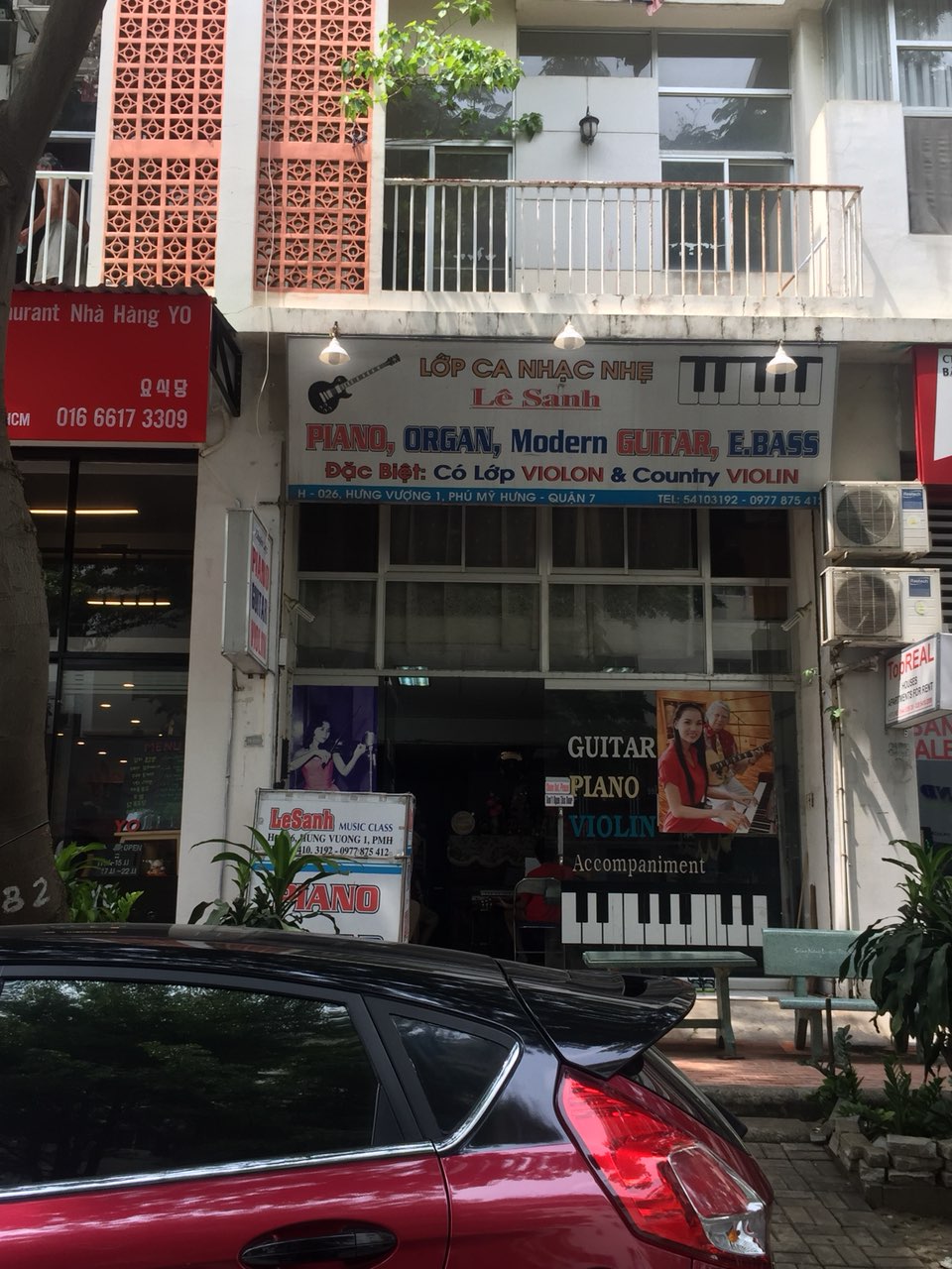 Shop Hưng Vượng, mặt tiền Lê Văn Thiêm, Phú Mỹ Hưng 135m2 cần cho thuê