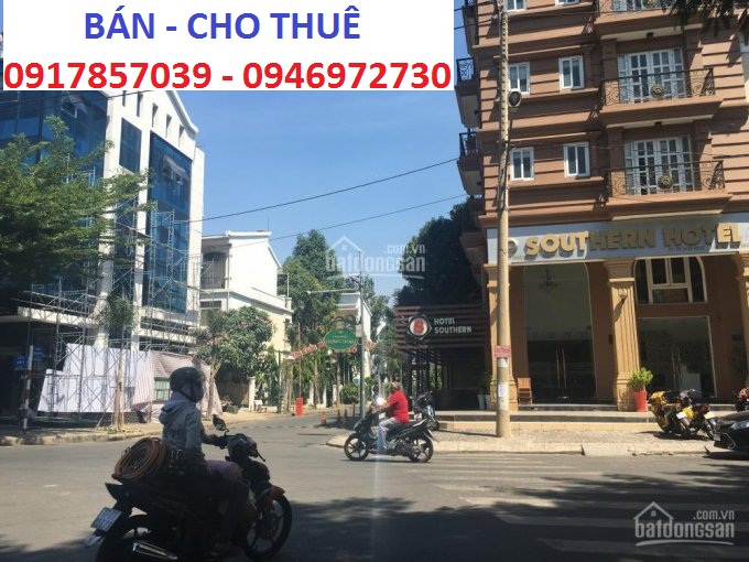 Cho thuê nhà phố kinh doanh mặt tiền Phạm Thái Bường, diện tích 108m2, giá 2500$
