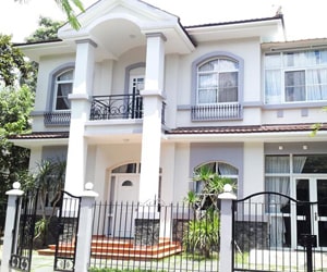 Cho thuê biệt thự Hưng Thái 2 căn đơn lập diện tích lớn, nhà đẹp, giá 2800$