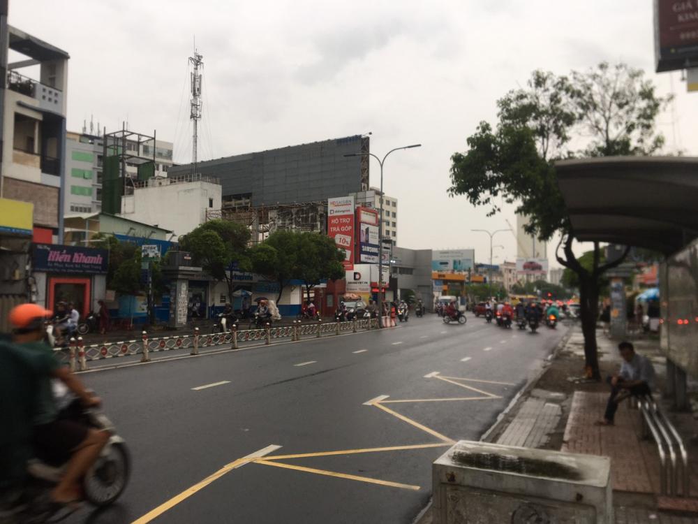 Cho thuê nhà nguyên căn 1 trệt 4 lầu số 235 Hoàng Văn Thụ, Phường 8, Quận Phú Nhuận.