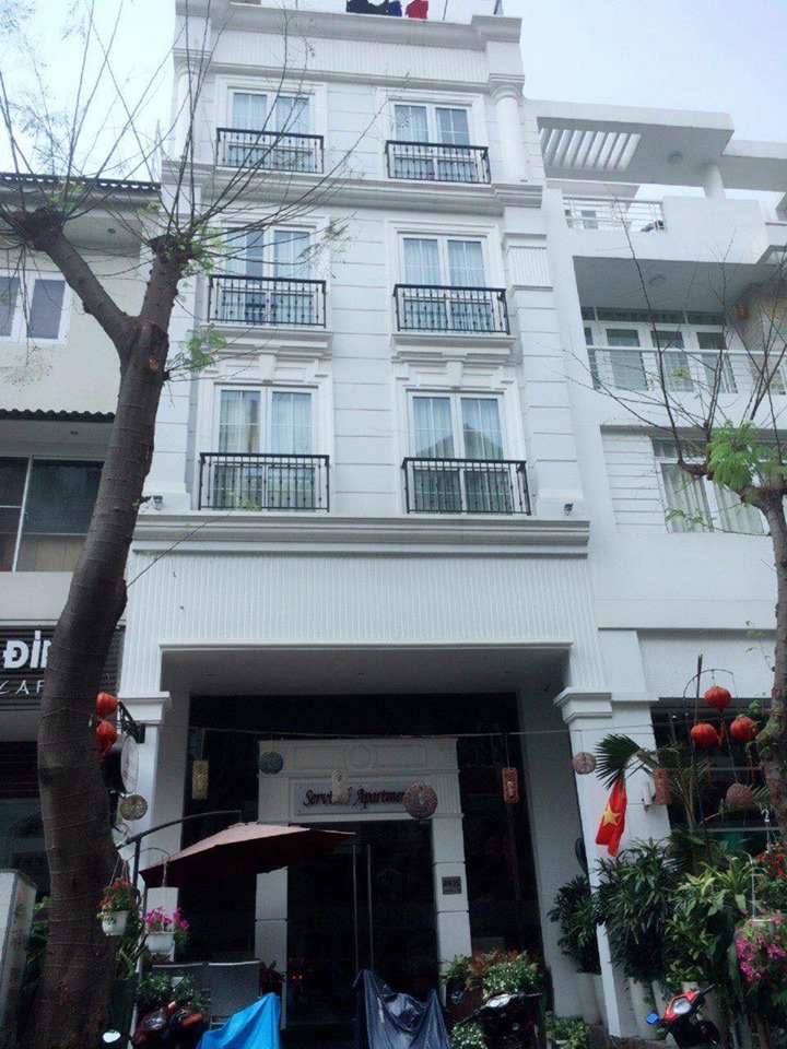 Chính chủ Cho thuê nhà phố Hưng Phước 3 Phú Mỹ Hưng có hầm, thang máy, xây 5 lầu giá chỉ 50 triệu/tháng