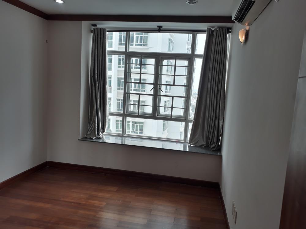 Cho thuê căn hộ chung cư tại Dự án New Saigon-Hoàng Anh Gia Lai 3, diện tích 121m2, 3 phòng ngủ, nội thất  cơ bản giá 10 triệu/tháng