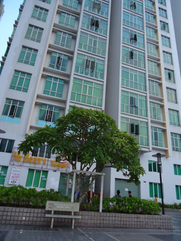 Cho thuê căn hộ cao cấp Hoàng Anh Gia Lai 1,Dt: 96m2, phòng khách, nhà bếp, 2 phòng ngủ, 2WC, Có sẵn nội thất, 9.5tr 0902855182