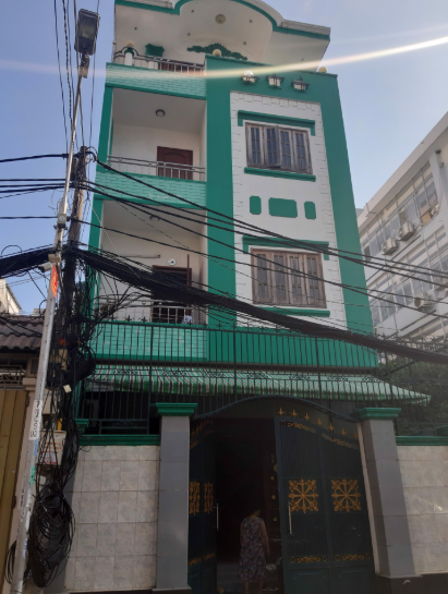 Cho thuê nhà hẻm lớn đường Nguyễn Trãi, P.Nguyễn Cư Trinh, Q.1