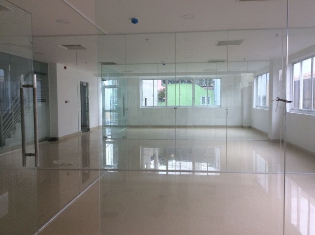 Cho thuê văn phòng tại Đường Nguyễn Biểu, Quận 5, diện tích 160m2  giá 421.2 Nghìn/m²/tháng18$ đã bao gồm phí quản lý. LH: 0931477208