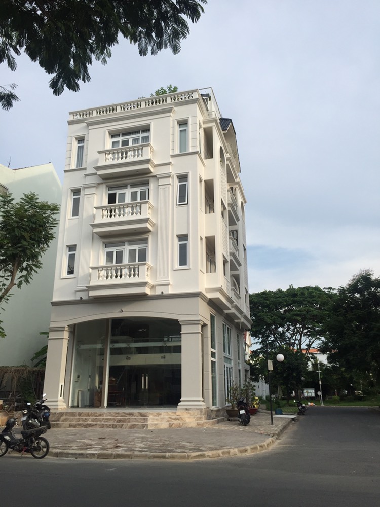 Cho thuê nhà phố 7x18m khu Nam Thiên, Phú Mỹ Hưng nhà mới đẹp