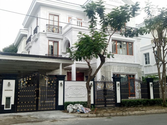 Cho thuê biệt thự Hưng Thái, DT 7x18m, giá tốt nhất 28 triệu/tháng LH: 0915 21 3434 PHONG.