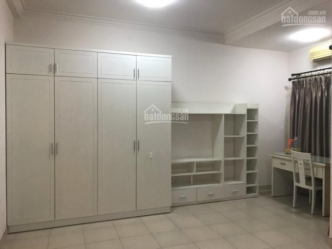 Cho thuê biệt thự Hưng Thái Phú Mỹ Hưng Quận 7, full nội thất mang phong cách hiện đại LH 0915 21 3434 PHONG.