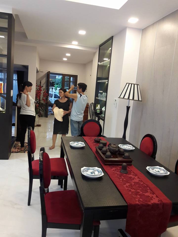 Cho thuê biệt thự Mỹ Giang, gần cầu Ánh Sao, 31 triệu / tháng. Tel 0915 21 3434 PHONG.